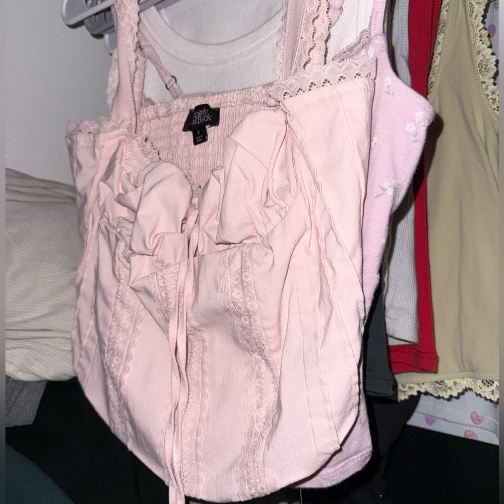 Pink crop tank top